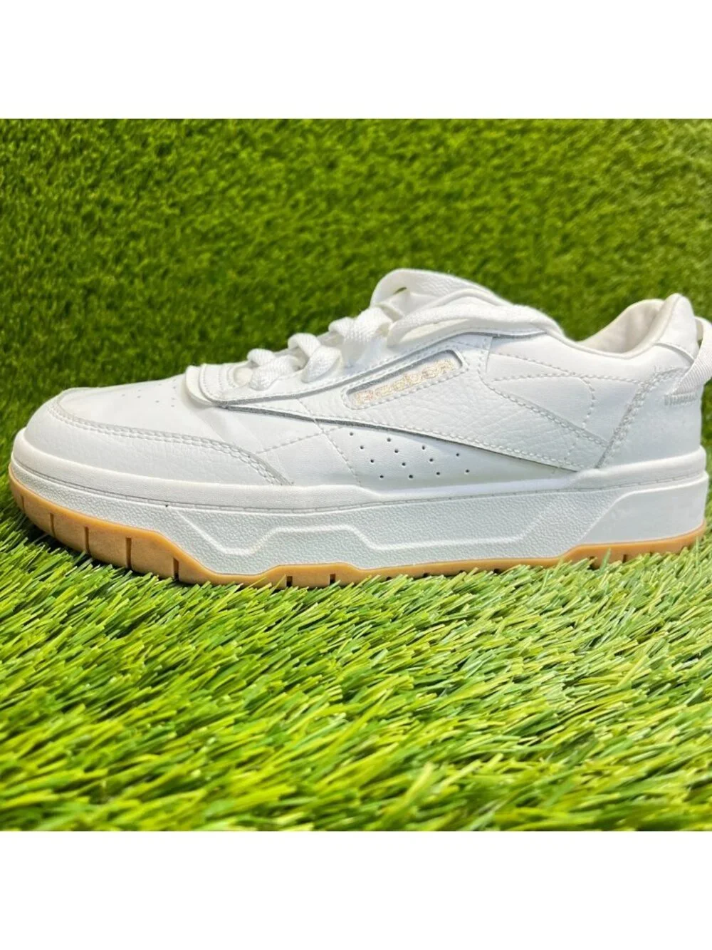 Reebok Club C Double Geo Womens Size 7 White Athletic Lifestyle Shoes Sneakers